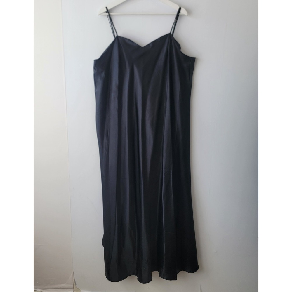 Body & soul women's classic black maxi slip dress size 4X spaghetti straps silky